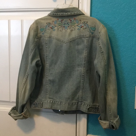 Jacket - Picture 2 of 5